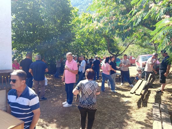 Θεία Λειτουργία του Άη Λια στο Άνω Μαυρίκι ΦΩΤΟ 5 Θεία Λειτουργία του Άη Λια στο Άνω Μαυρίκι ΦΩΤΟ