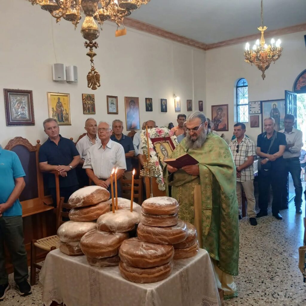 Θεία Λειτουργία για την Αγία Μαρίνα στην Κάκιζα από τον Σύλλογο Απανταχού Καλουσιωτών ΦΩΤΟ
