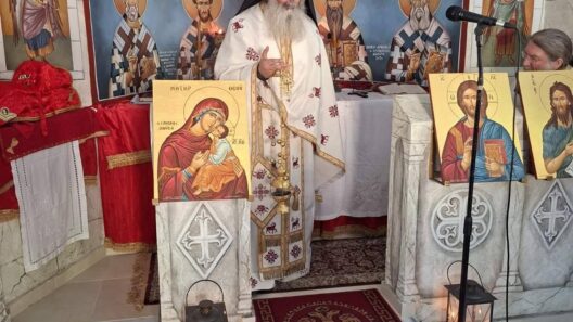 Θεία Λειτουργία και μνημόσυνο στο εκκλησάκι του Αγίου Ευσταθίου Πτέρης ΦΩΤΟς 19 Θεία Λειτουργία και μνημόσυνο στο εκκλησάκι του Αγίου Ευσταθίου Πτέρης ΦΩΤΟς