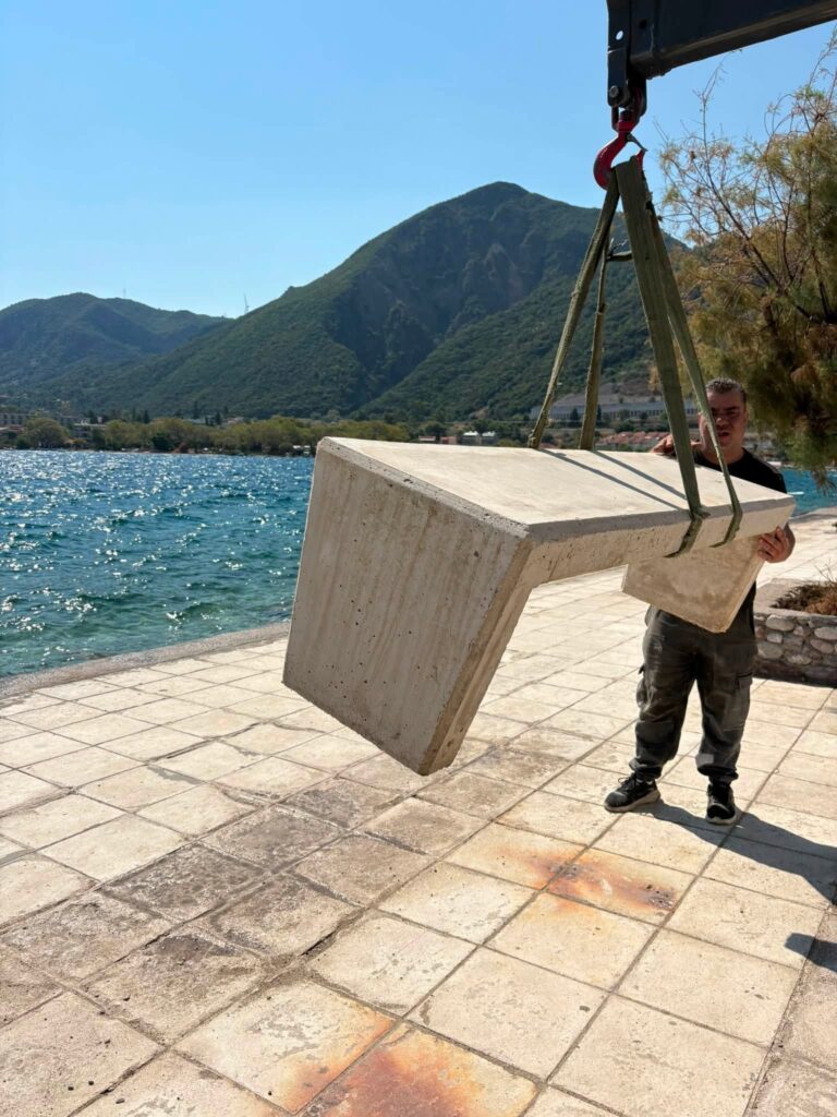 Ψαθόπυργος: Νέα παγκάκια στο παραλιακό μέτωπο ΦΩΤΟ 5 Ψαθόπυργος: Νέα παγκάκια στο παραλιακό μέτωπο ΦΩΤΟ
