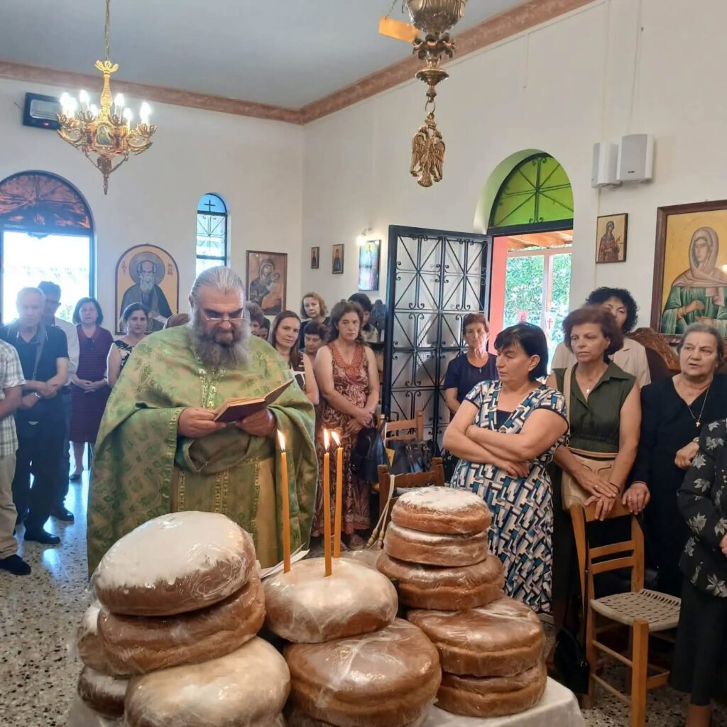 Θεία Λειτουργία για την Αγία Μαρίνα στην Κάκιζα από τον Σύλλογο Απανταχού Καλουσιωτών ΦΩΤΟ 7 Θεία Λειτουργία για την Αγία Μαρίνα στην Κάκιζα από τον Σύλλογο Απανταχού Καλουσιωτών ΦΩΤΟ