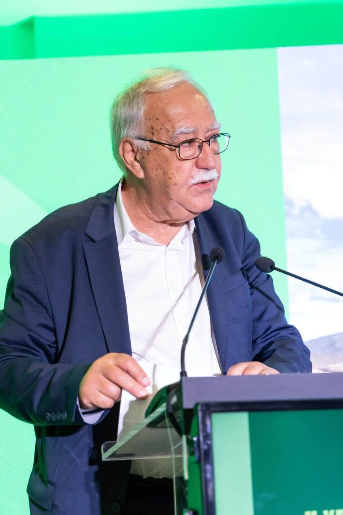 Καλάβρυτα: Προειδοποίηση του καθηγητή Δημόπουλου - «Η κλιματική κρίση δεν είναι μακρινή απειλή» ΦΩΤΟ 5 Καλάβρυτα: Προειδοποίηση του καθηγητή Δημόπουλου - «Η κλιματική κρίση δεν είναι μακρινή απειλή» ΦΩΤΟ