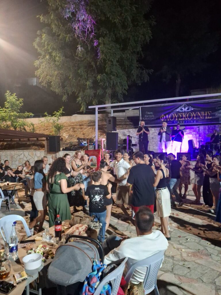Το «Αντάμωμα των Καλουσιωτών» ΦΩΤΟ