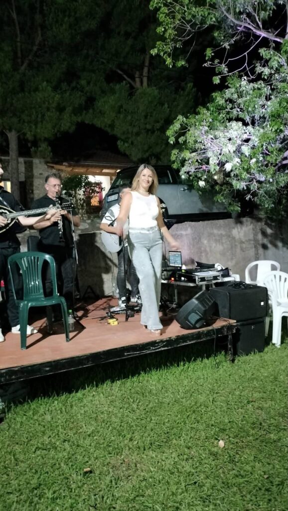 Το πανηγύρι του Πολιτιστικού - Αθλητικού Συλλόγου Δημητρόπουλου ΒΙΝΤΕΟ-ΦΩΤΟ 17 Το πανηγύρι του Πολιτιστικού - Αθλητικού Συλλόγου Δημητρόπουλου ΒΙΝΤΕΟ-ΦΩΤΟ