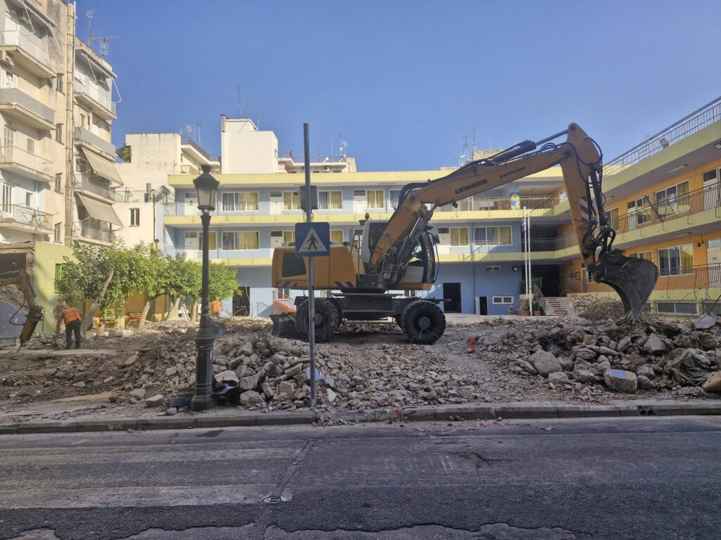 Πάτρα: Εργα αποκατάστασης στο «Στρούμπειο» Δημοτικό Σχολείο ανακοίνωσε ο δήμος ΦΩΤΟ