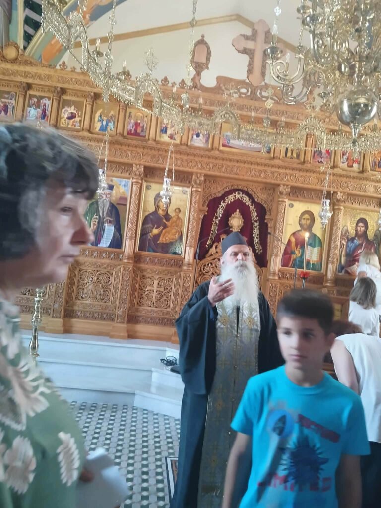 Πιστοί από την Αγία Τριάδα Πατρών σε Ιερές Μονές της Ναυπάκτου ΦΩΤΟ