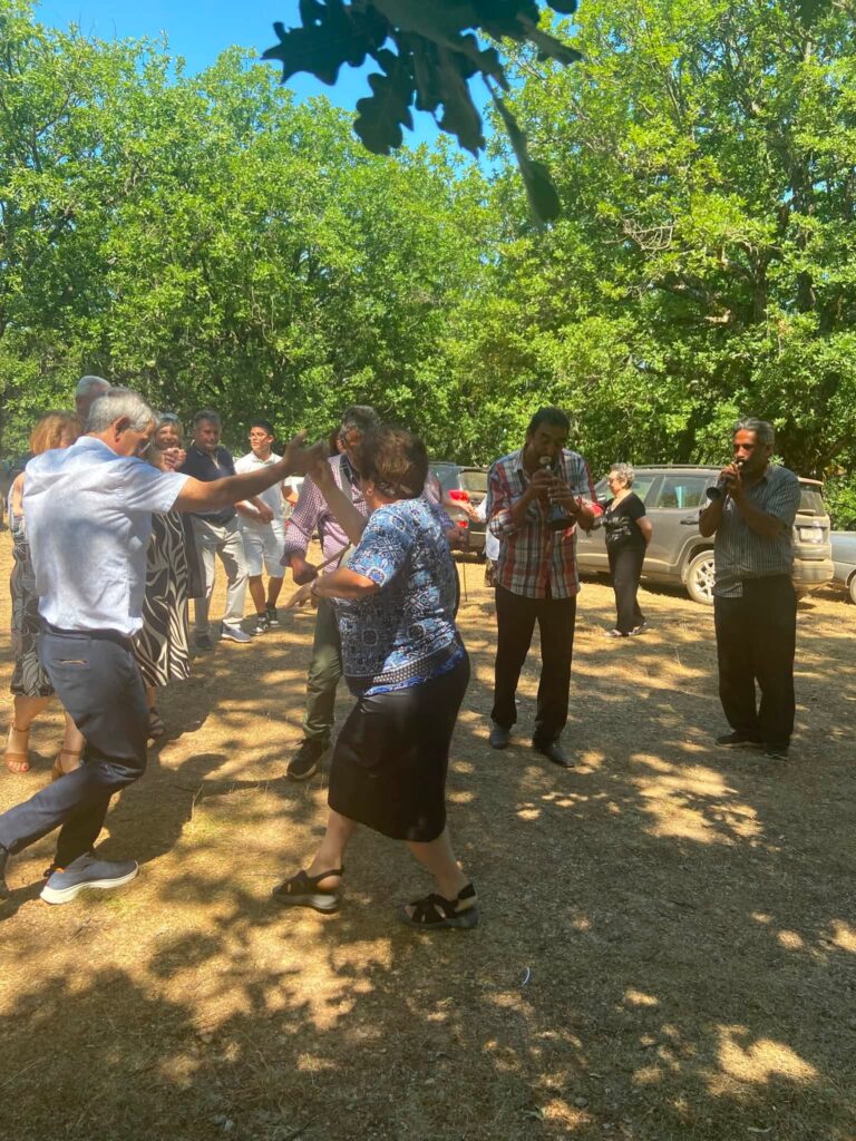 Στο ξωκλήσι του Προφήτη Ηλία Πολιτιστικός Σύλλογος Τρεχλού ΦΩΤΟ