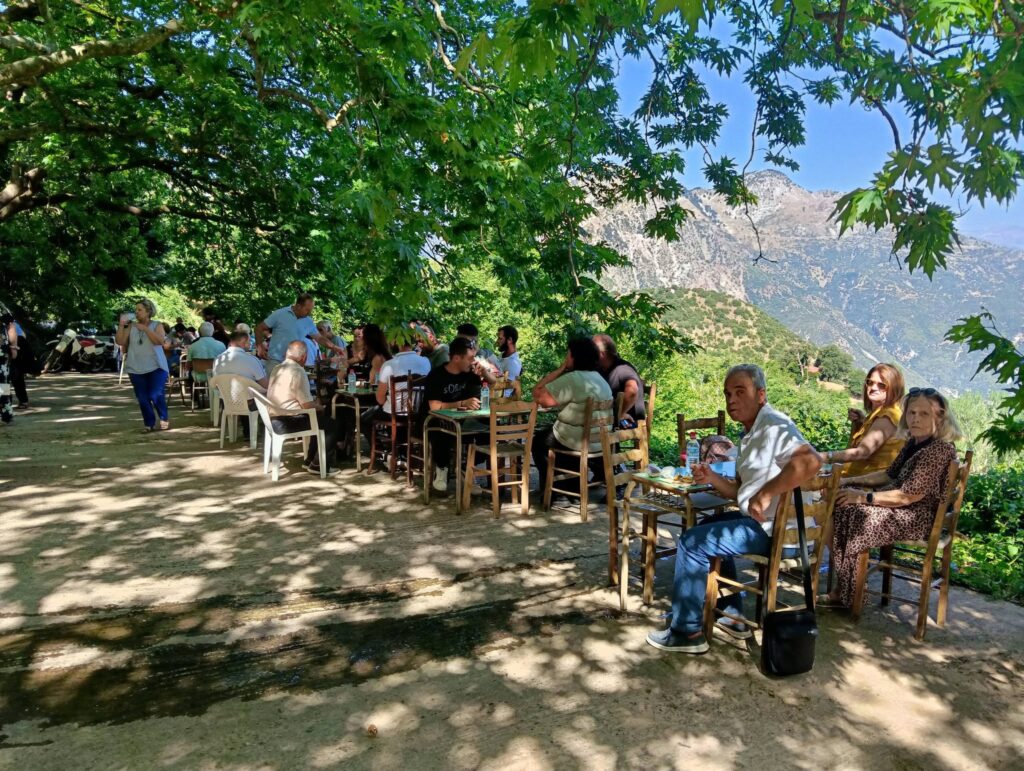 Θεία Λειτουργία του Άη Λια στο Άνω Μαυρίκι ΦΩΤΟ