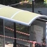 Πάτρα: Μυστήριο με νεαρούς να βάφουν στάση του Αστικού ΦΩΤΟ