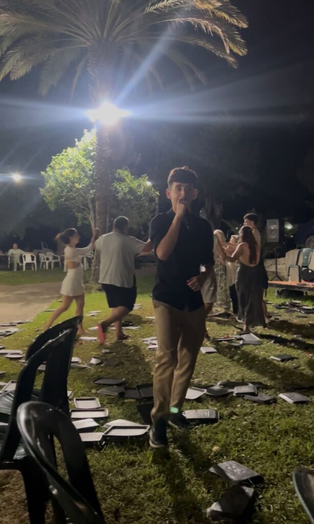 Το πανηγύρι του Πολιτιστικού - Αθλητικού Συλλόγου Δημητρόπουλου ΒΙΝΤΕΟ-ΦΩΤΟ 16 Το πανηγύρι του Πολιτιστικού - Αθλητικού Συλλόγου Δημητρόπουλου ΒΙΝΤΕΟ-ΦΩΤΟ
