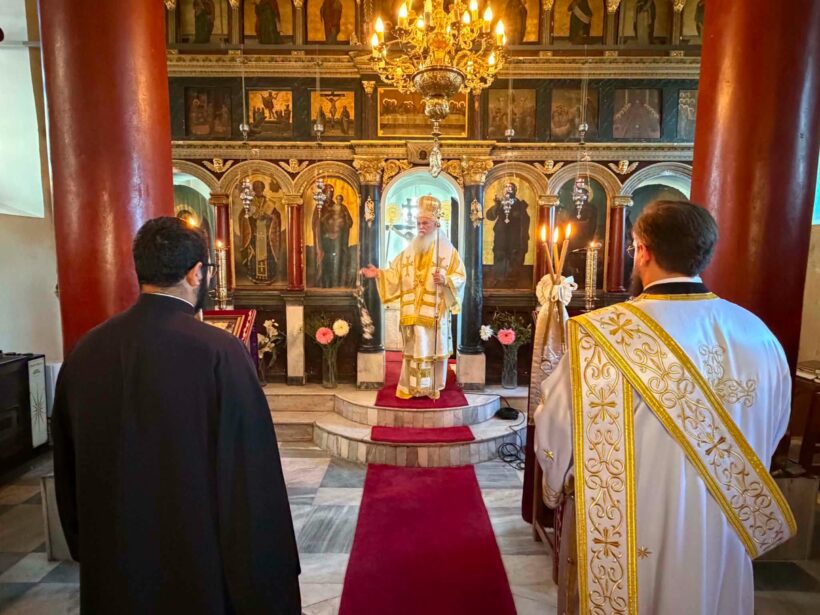 Αρχιερατική θεία λειτουργία στην Μονή Αγίου Νικολάου Άνω Βλασίας ΦΩΤΟ