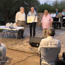 Διακρίσεις για τον Ακρατινό ποιητή Παναγιώτη Κουμπούρα στη Ζάκυνθο ΦΩΤΟ
