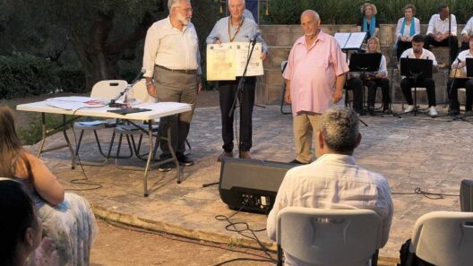 Διακρίσεις για τον Ακρατινό ποιητή Παναγιώτη Κουμπούρα στη Ζάκυνθο ΦΩΤΟ 12 Διακρίσεις για τον Ακρατινό ποιητή Παναγιώτη Κουμπούρα στη Ζάκυνθο ΦΩΤΟ