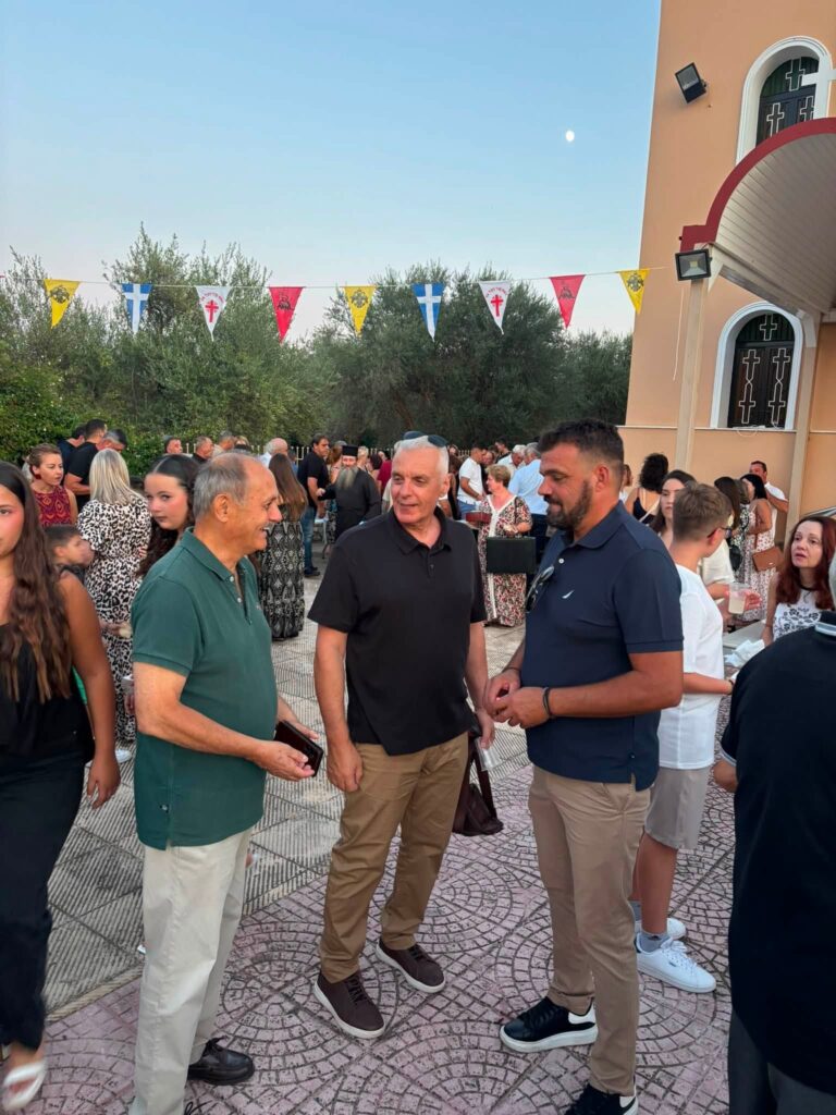 Εόρτιες Ευχές για την Αγία Παρασκευή στην Καρυά ΦΩΤΟ