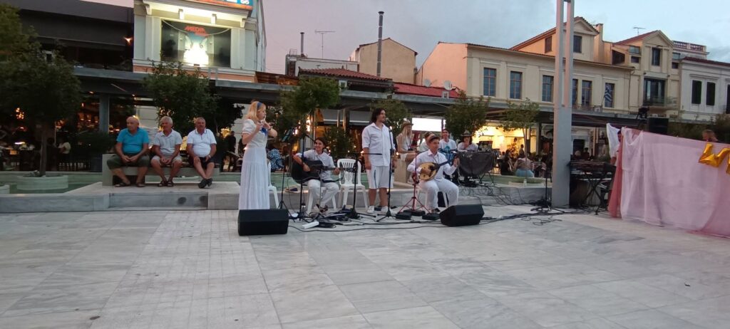 Η Creative YouthLand – Δημιουργικό Εργαστήρι Νέων στο Αίγιο ΒΙΝΤΕΟ-ΦΩΤΟ 7 Η Creative YouthLand – Δημιουργικό Εργαστήρι Νέων στο Αίγιο ΒΙΝΤΕΟ-ΦΩΤΟ