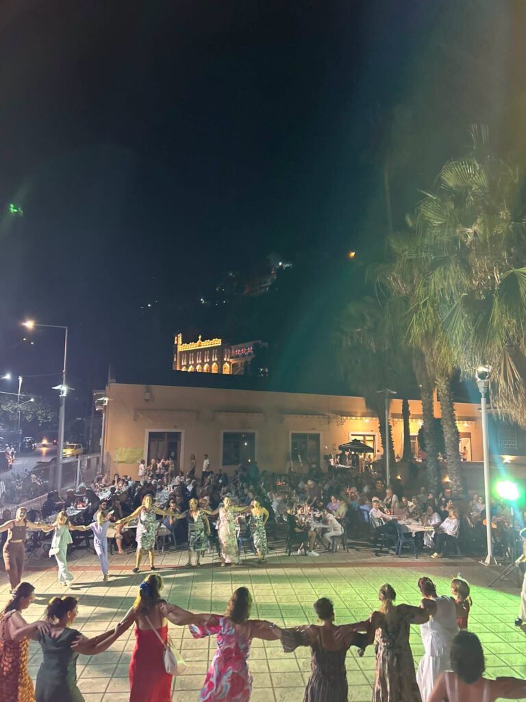 Το «Μεγάλο Πανηγύρι του Αιγίου» από τον Σύλλογο Κεφαλλήνων - Ιθακησίων Αιγιαλείας και Καλαβρύτων ΦΩΤΟ 9 Το «Μεγάλο Πανηγύρι του Αιγίου» από τον Σύλλογο Κεφαλλήνων - Ιθακησίων Αιγιαλείας και Καλαβρύτων ΦΩΤΟ