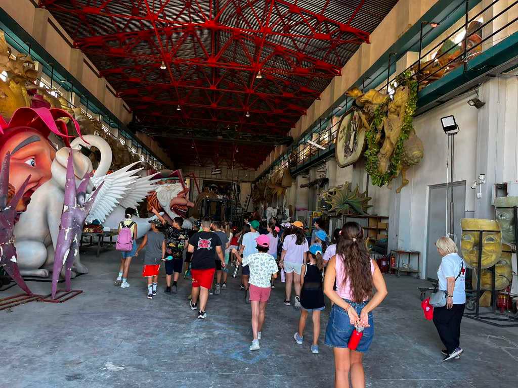 Τα παιδιά των Κατασκηνώσεων στο Καρναβαλικό Εργαστήρι Πάτρας ΦΩΤΟ