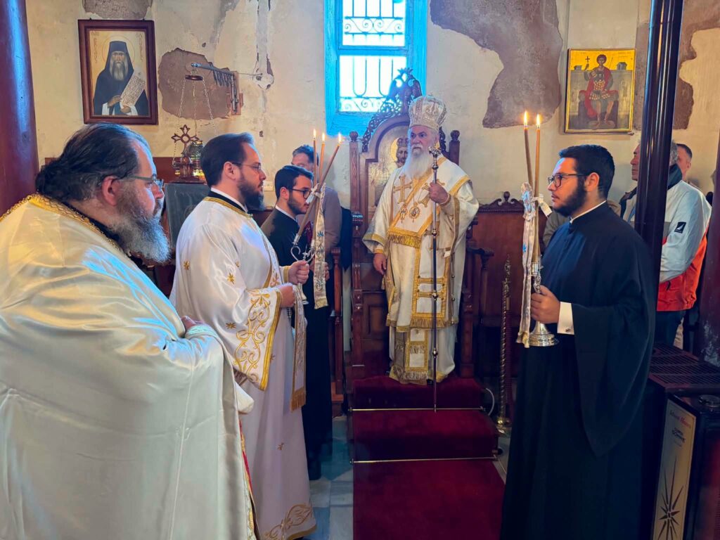 Αρχιερατική θεία λειτουργία στην Μονή Αγίου Νικολάου Άνω Βλασίας ΦΩΤΟ