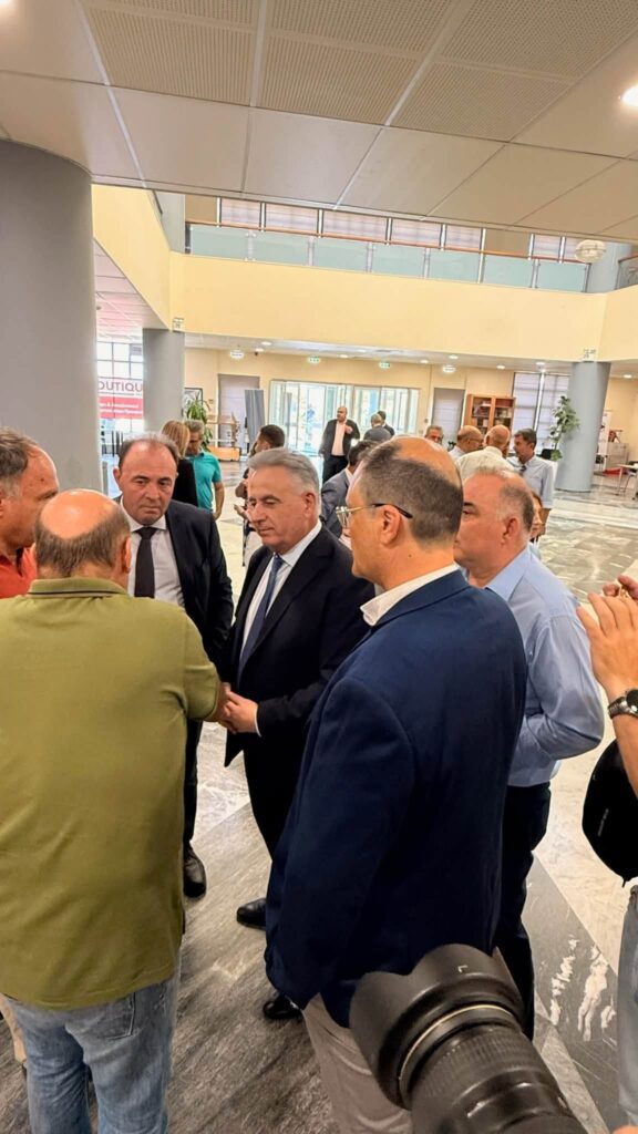 Πάτρα: Παρεμβάσεις Φίλια για νερό και νέους αγρότες στον υφυπουργό Αγροτικής Ανάπτυξης ΦΩΤΟ
