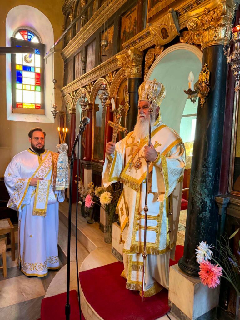 Αρχιερατική θεία λειτουργία στην Μονή Αγίου Νικολάου Άνω Βλασίας ΦΩΤΟ