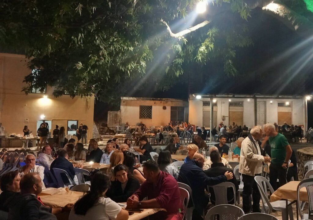 Πλήθος κατοίκων και επισκεπτών στο πανηγύρι του Καταρράκτη ΒΙΝΤΕΟ