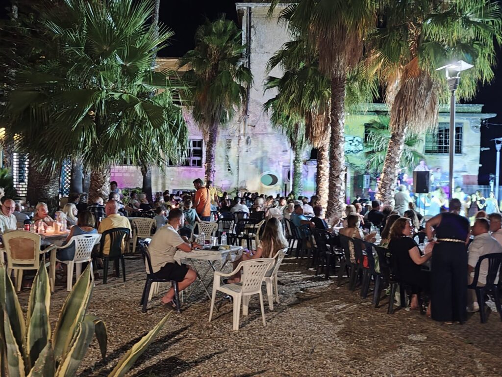 Το «Μεγάλο Πανηγύρι του Αιγίου» από τον Σύλλογο Κεφαλλήνων - Ιθακησίων Αιγιαλείας και Καλαβρύτων ΦΩΤΟ
