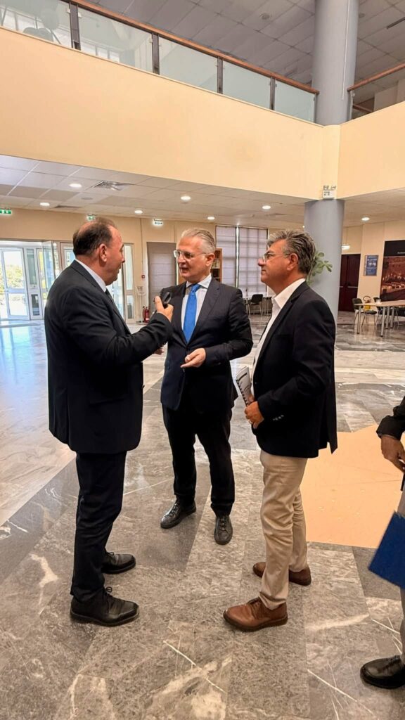 Πάτρα: Παρεμβάσεις Φίλια για νερό και νέους αγρότες στον υφυπουργό Αγροτικής Ανάπτυξης ΦΩΤΟ