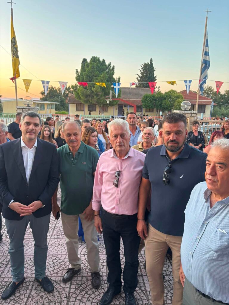 Εόρτιες Ευχές για την Αγία Παρασκευή στην Καρυά ΦΩΤΟ