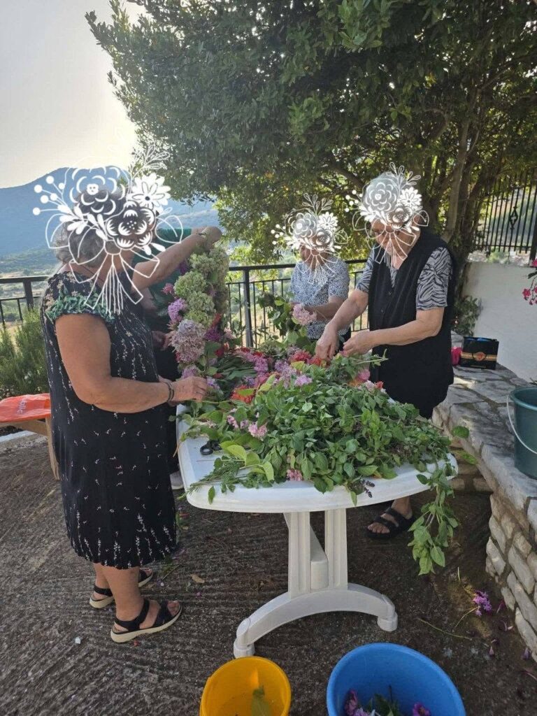 Γιορτή στο ξωκλήσι της Αγίας Παρασκευής στη Λυκούρια ΦΩΤΟ