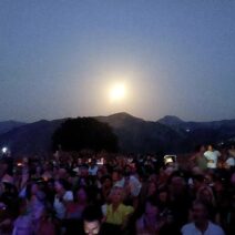 Μουσική μαγεία στο Αρχαίο Θέατρο Αιγείρας με τις Ραψωδίες του Νερά…
