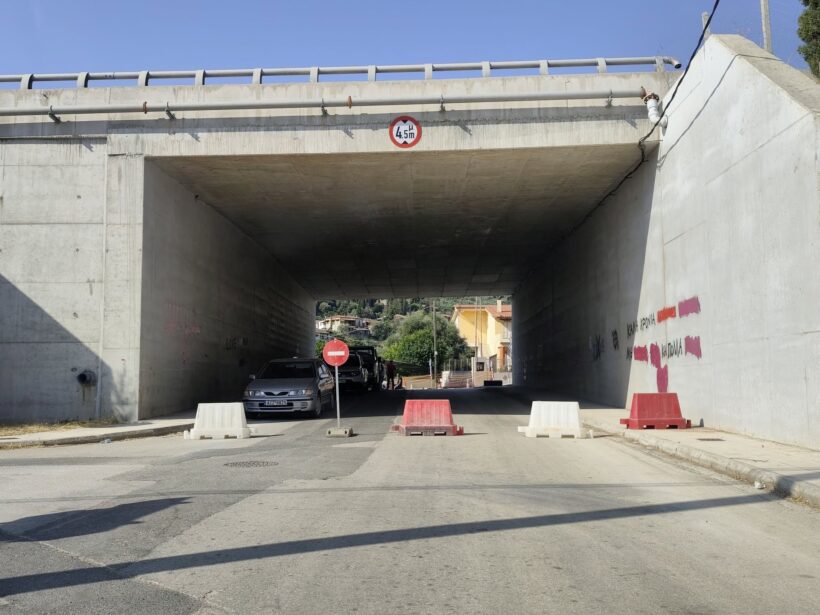 Αιγιάλεια: Μπάχαλο για οδηγούς και κατοίκους