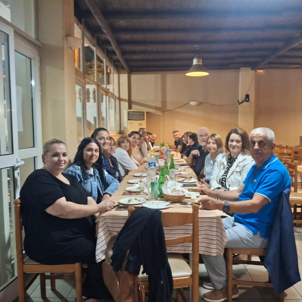 Η παράσταση «Κατά Φαντασίαν Δολοφόνοι» από τον Σύλλογο Καλουσιωτών και Βασιλικού ΦΩΤΟ