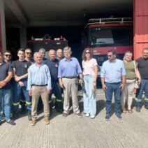 Αχαΐα: Κλιμάκιο του ΠΑΣΟΚ επισκέφθηκε Πυροσβεστικές Υπηρεσίες ΦΩΤΟ