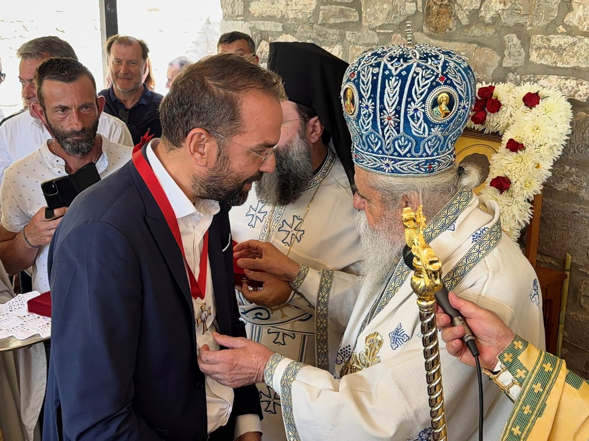 Τιμητική διάκριση στον Ν. Φαρμάκη στη Δίβρη και αυτοψία στα έργα πρόσβασης προς τη Μονή Χρυσοπηγής ΒΙΝΤΕΟ – ΦΩΤΟ