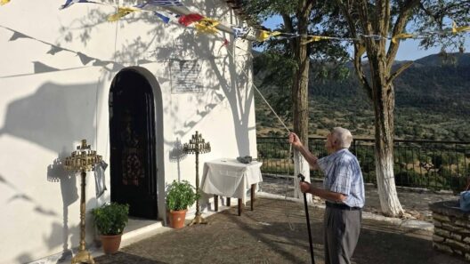 Γιορτή στο ξωκλήσι της Αγίας Παρασκευής στη Λυκούρια ΦΩΤΟ