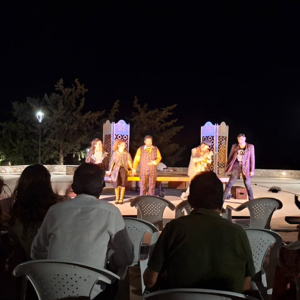 Η θεατρική παράσταση «Ο Επιθεωρητής» στο Σκιαδά ΦΩΤΟ