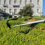 Πάτρα: Τα κλαδιά εμποδίζουν τους δείκτες στο ρολόι της Τριών Συμμάχων ΦΩΤΟ