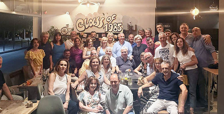 Στο Αίγιο reunion από το 1ο και 2ο Λύκειο, το 1985 ΦΩΤΟ 5 Στο Αίγιο reunion από το 1ο και 2ο Λύκειο, το 1985 ΦΩΤΟ