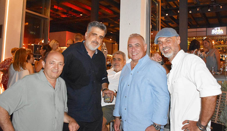 Στο Αίγιο reunion από το 1ο και 2ο Λύκειο, το 1985 ΦΩΤΟ