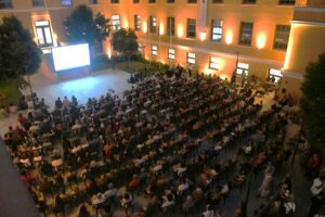 Μια βραδιά από «αγιόκλημα και γιασεμιά»…στον Θερινό Κινηματογράφο της Πάτρας ΦΩΤΟ