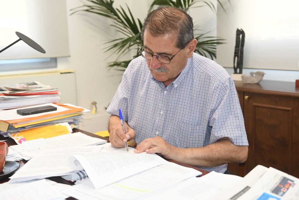 Πάτρα: Δρόμοι και πεζοδρόμια σε Κεντρικό και Αρκτικό Διαμέρισμα, με υπογραφή Πελετίδη