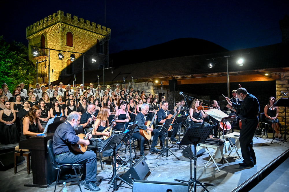 Βραδιά με ρεμπέτικα από την Μικτή Χορωδία Πάτρας ΦΩΤΟ