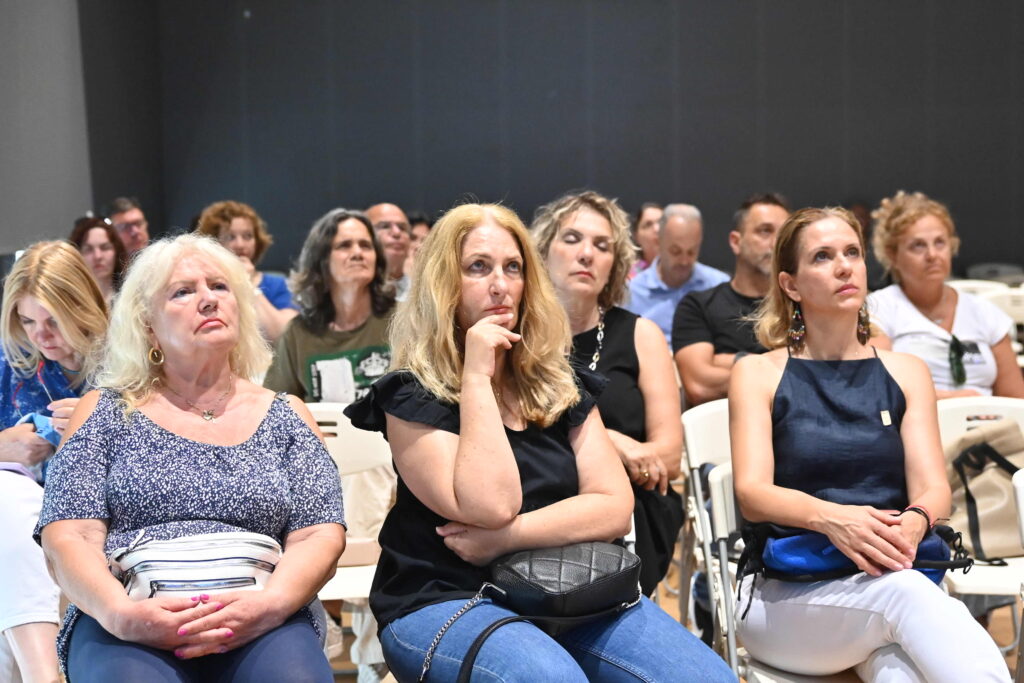 Δεύτερη μέρα παρουσίασης του έργου υπηρεσιών του Δήμου Πάτρας ΦΩΤΟ 30 Δεύτερη μέρα παρουσίασης του έργου υπηρεσιών του Δήμου Πάτρας ΦΩΤΟ