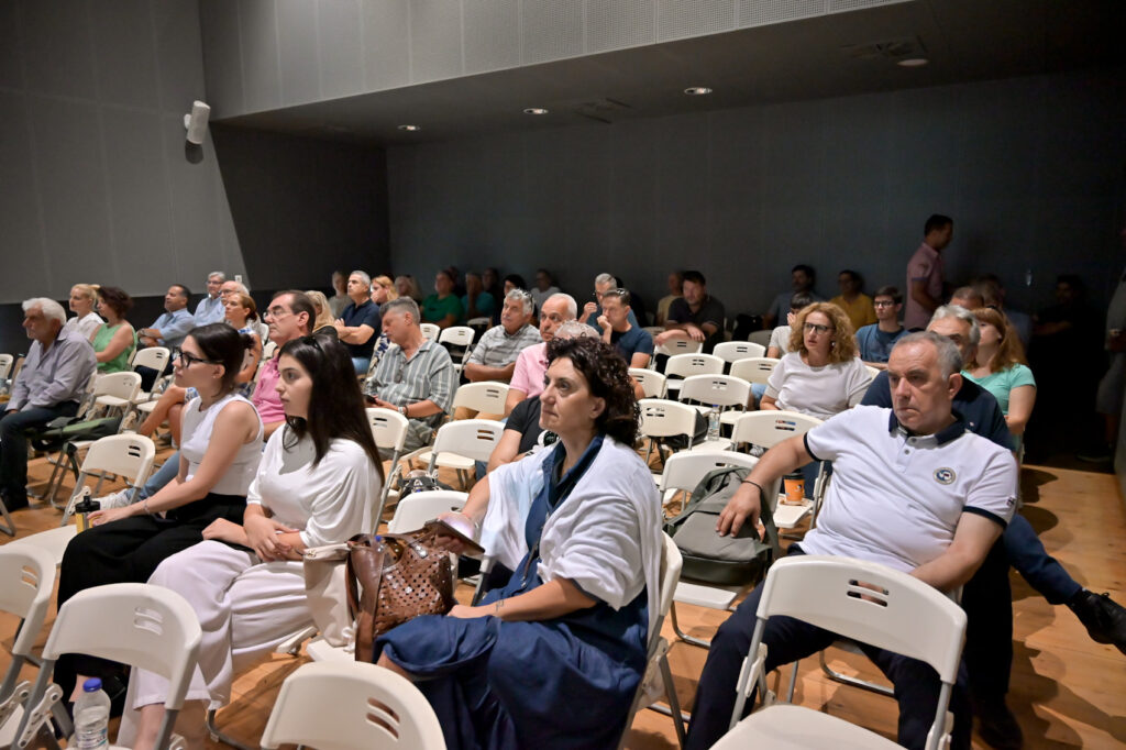 Πάτρα: Προτεραιότητες της δημοτικής αρχής Πελετίδη, σχολεία, πλατείες και επικίνδυνα σημεία - Ο απολογισμός έργων ΦΩΤΟ 8 Πάτρα: Προτεραιότητες της δημοτικής αρχής Πελετίδη, σχολεία, πλατείες και επικίνδυνα σημεία - Ο απολογισμός έργων ΦΩΤΟ