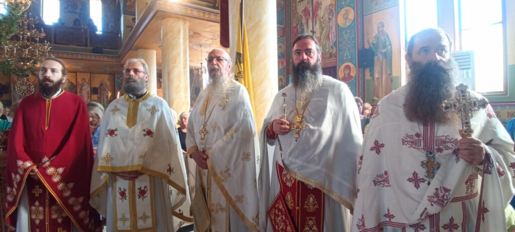 Ο εορτασμὸς της Αγίας Μαρίνης στην Πάτρα με τον Μηροπολίτη Ιρλανδίας ΦΩΤΟ 22 Ο εορτασμὸς της Αγίας Μαρίνης στην Πάτρα με τον Μηροπολίτη Ιρλανδίας ΦΩΤΟ