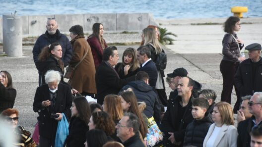 Πάτρα: «Να ανακληθεί η δίωξη δημοτικών συμβούλων» επειδή υπερασπίστηκαν εργαζόμενους, ζητά ο Δήμος 13 Δήμος Πατρέων
