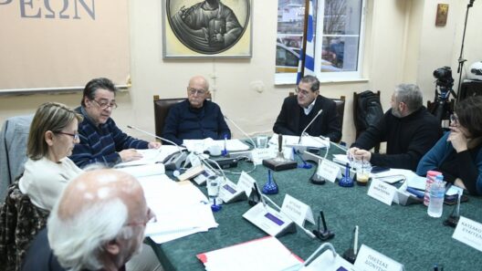 Πάτρα: Έκτακτη – δια περιφοράς συνεδρίαση του Δημοτικού Συμβουλίου 13 Πάτρα: Έκτακτη – δια περιφοράς συνεδρίαση του Δημοτικού Συμβουλίου