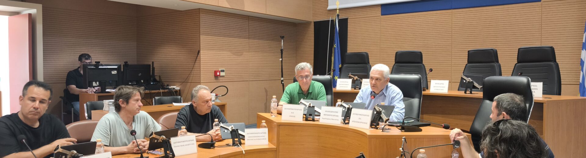 Συνάντηση του Φ. Ζαχαρίου με επιχειρηματίες της περιοχής