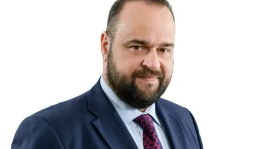 «Όχι στην αποσπασματική έγκριση της ανάπλασης του παραλιακού μετώπου» 13 «Όχι στην αποσπασματική έγκριση της ανάπλασης του παραλιακού μετώπου»