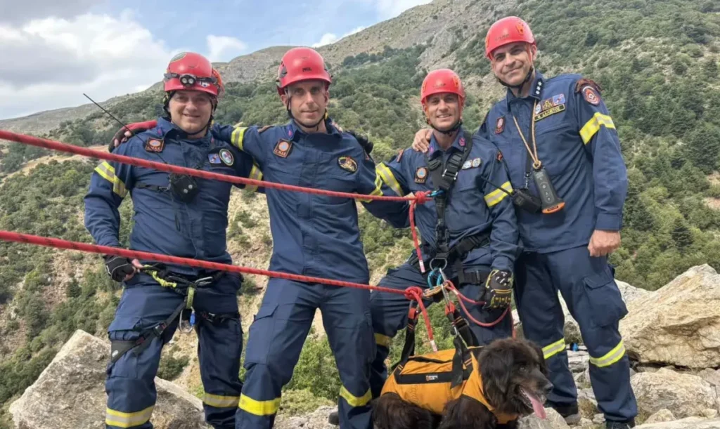 Πάτρα: Διάσωση σκυλίτσας, από την 6η ΕΜΑΚ, σε χαράδρα στο Παναχαϊκό όρος ΦΩΤΟ 5 Διάσωσης σκυλίτσας στο Παναχαμάκο